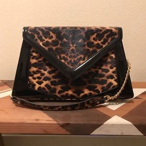 Pinup Couture leopard handbag